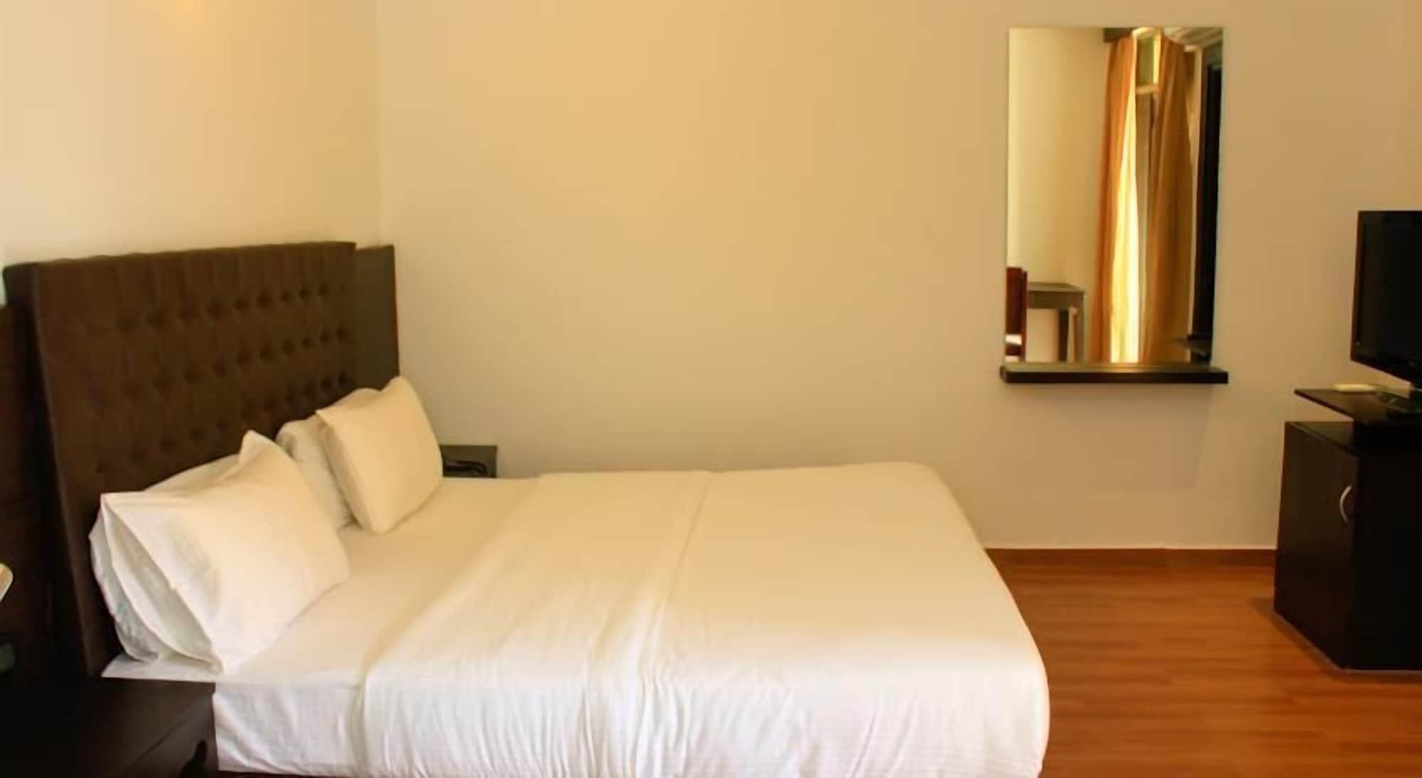 Sinq Beach Resort Calangute Extérieur photo