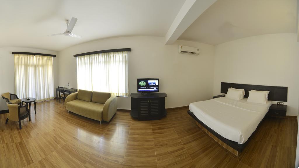 Sinq Beach Resort Calangute Extérieur photo
